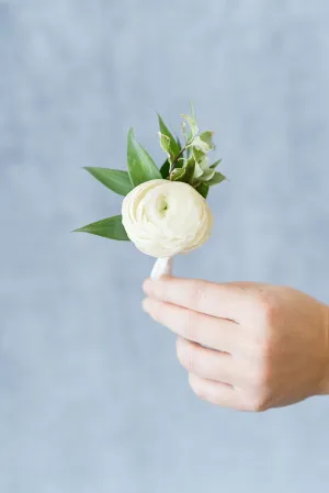 Classic White: Boutonniere