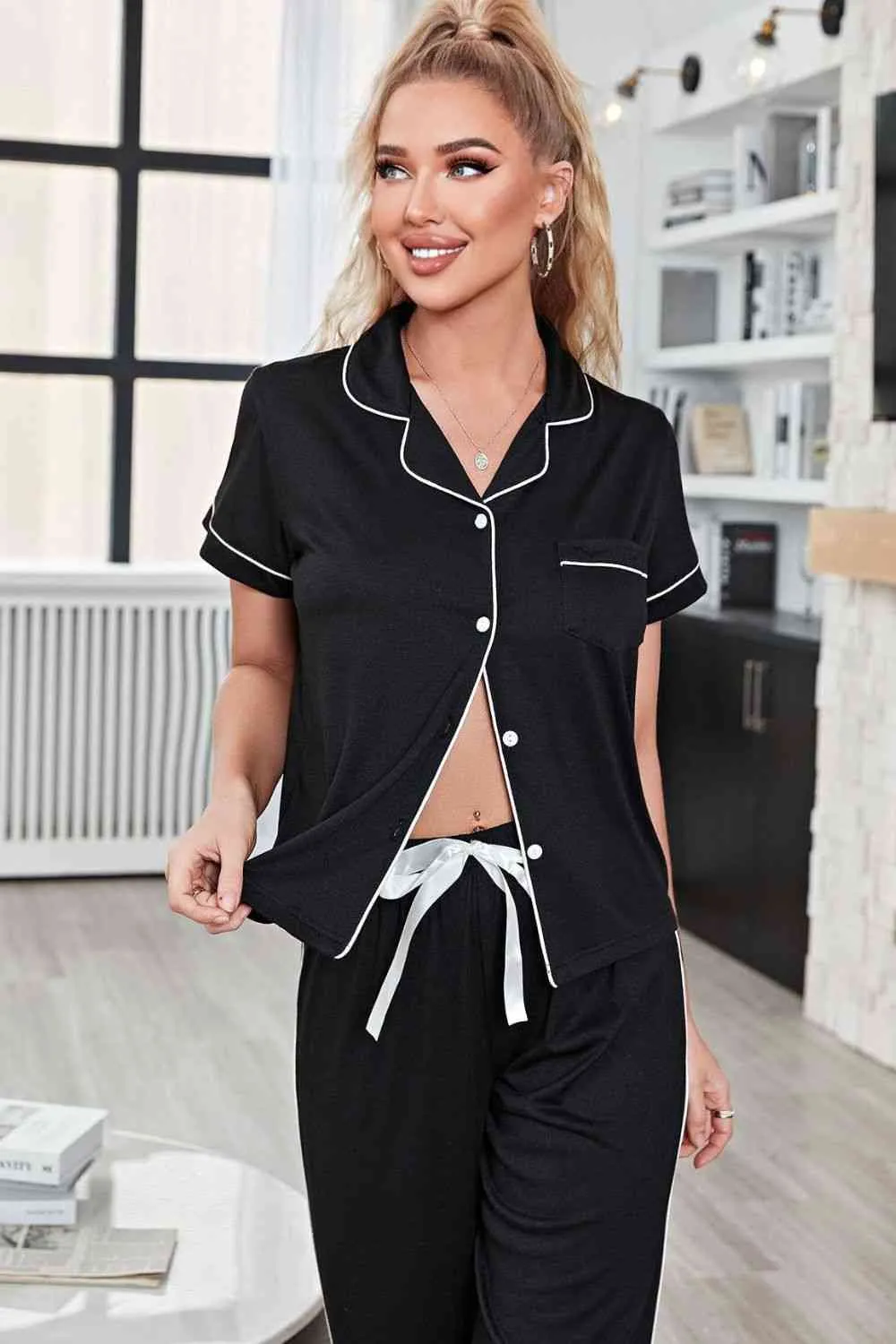 Contrast Color Piping Short Sleeve Top and Pants Pajama Set