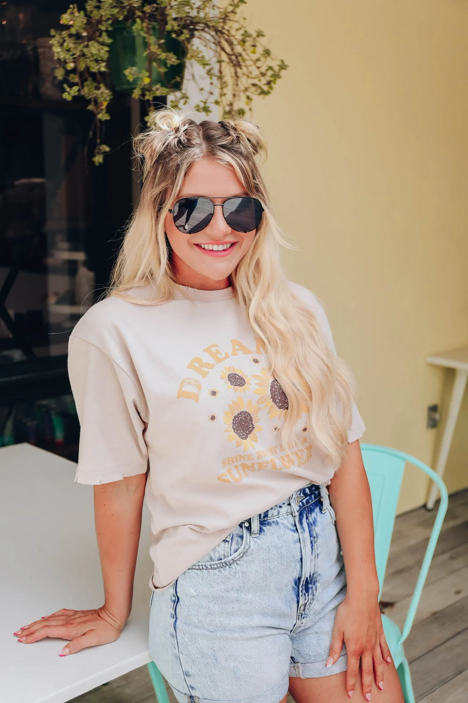 Dreamer Sunflower Graphic Tee