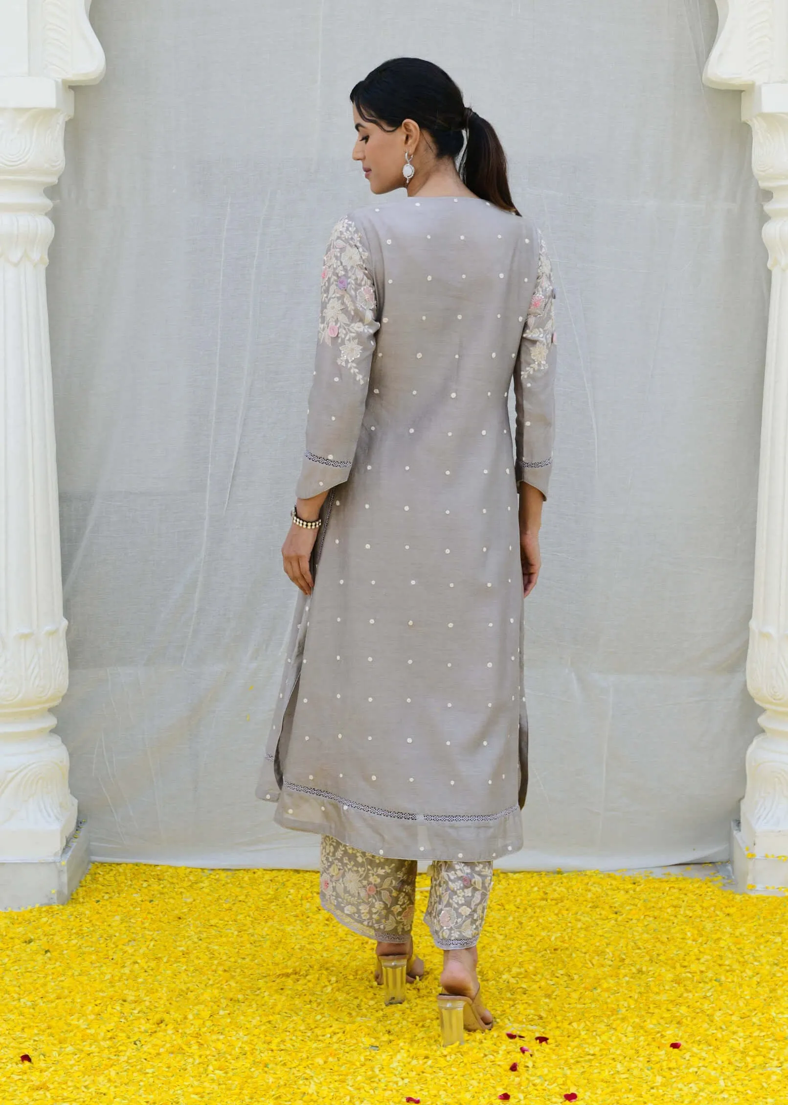 Gray long kurta and pants