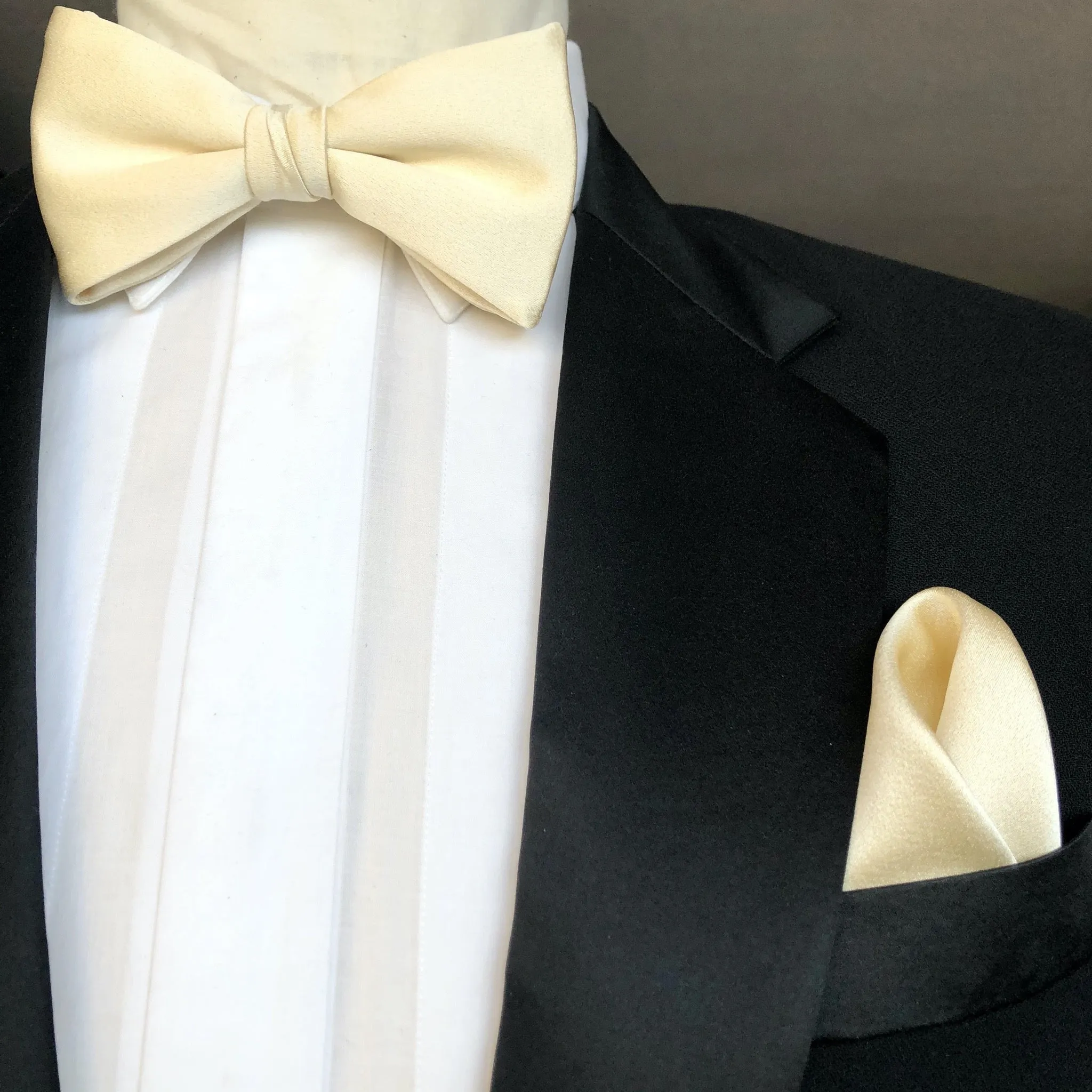 Ivory Bow Tie
