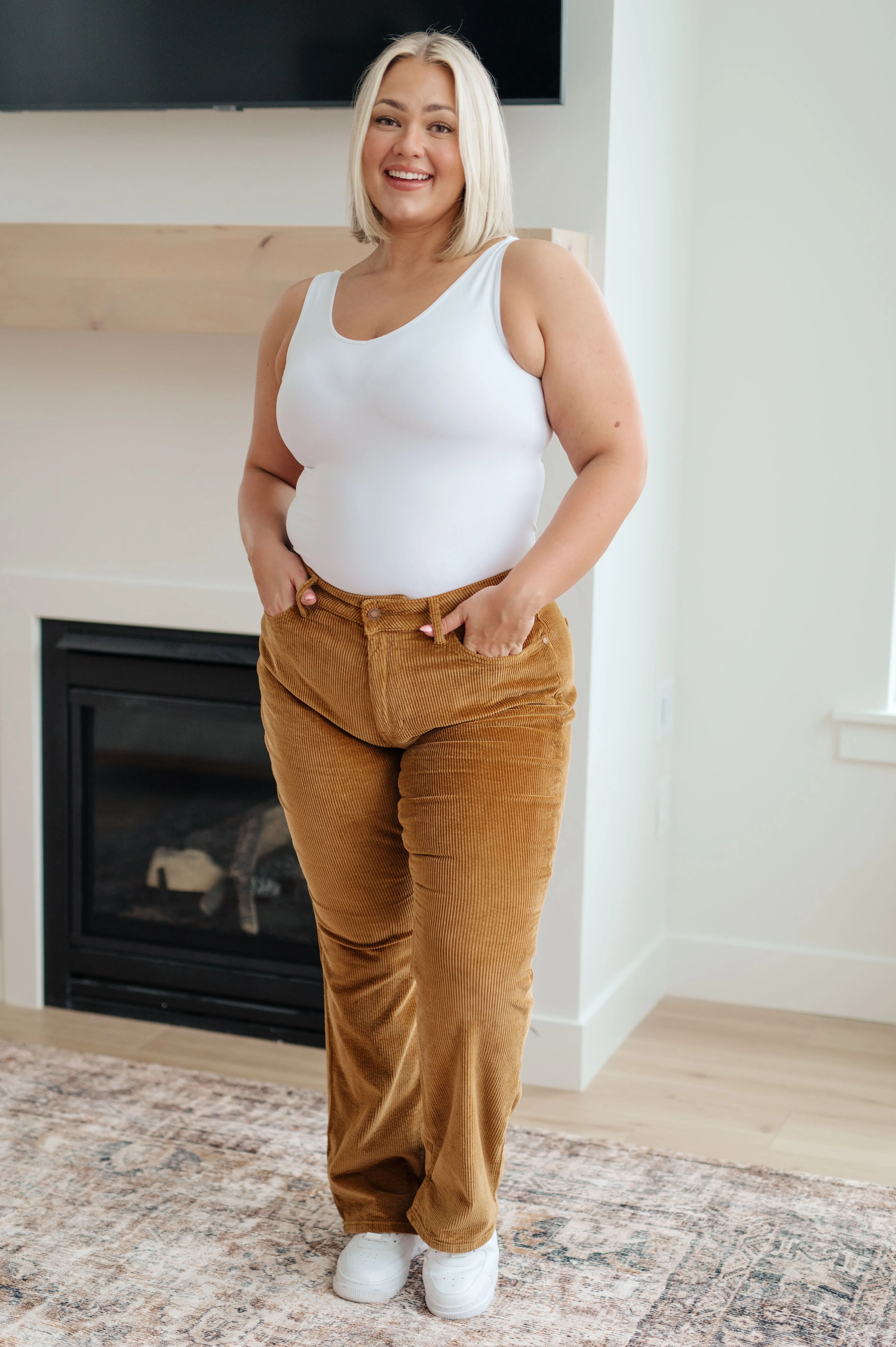 Judy Blue  Bootcut Corduroy Pants in Camel