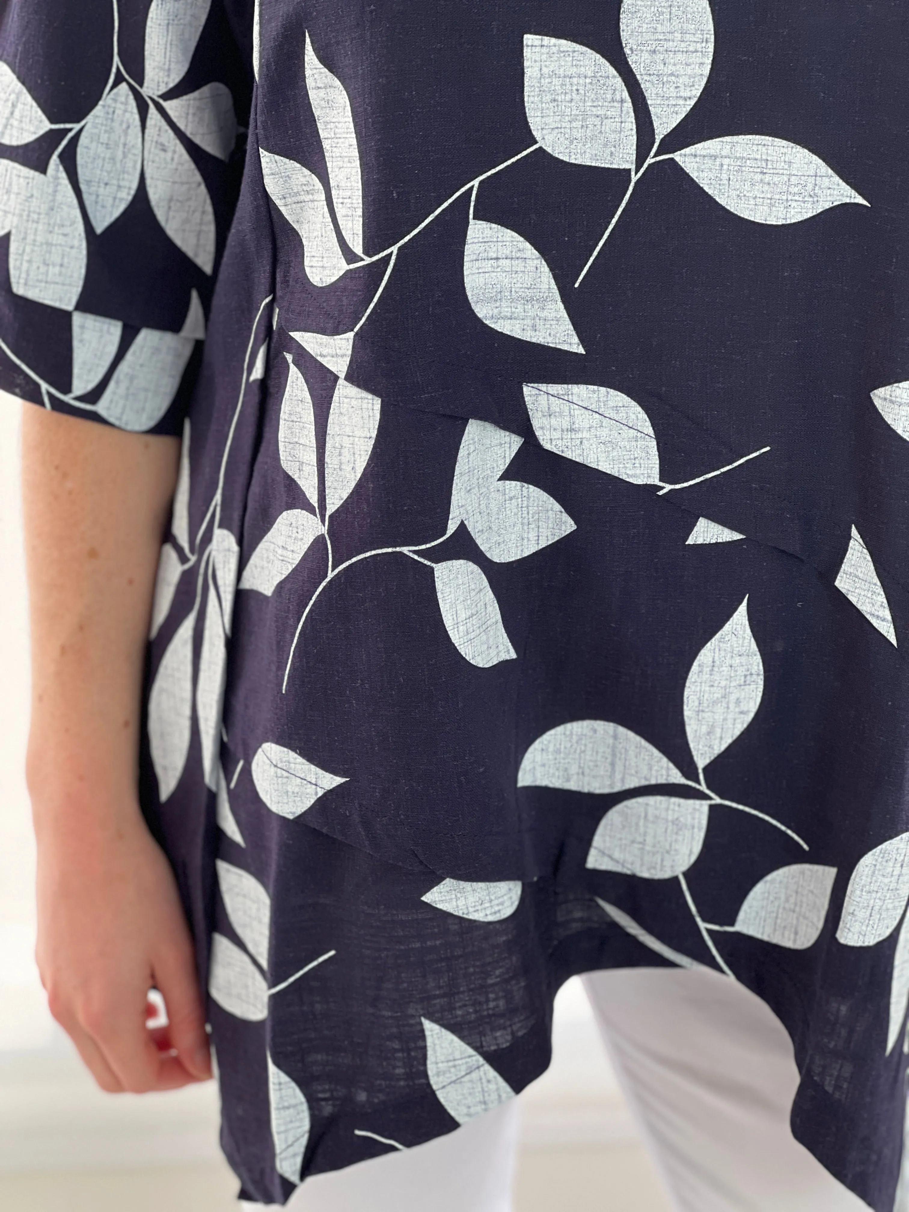 Karla Leaf Navy Linen Top