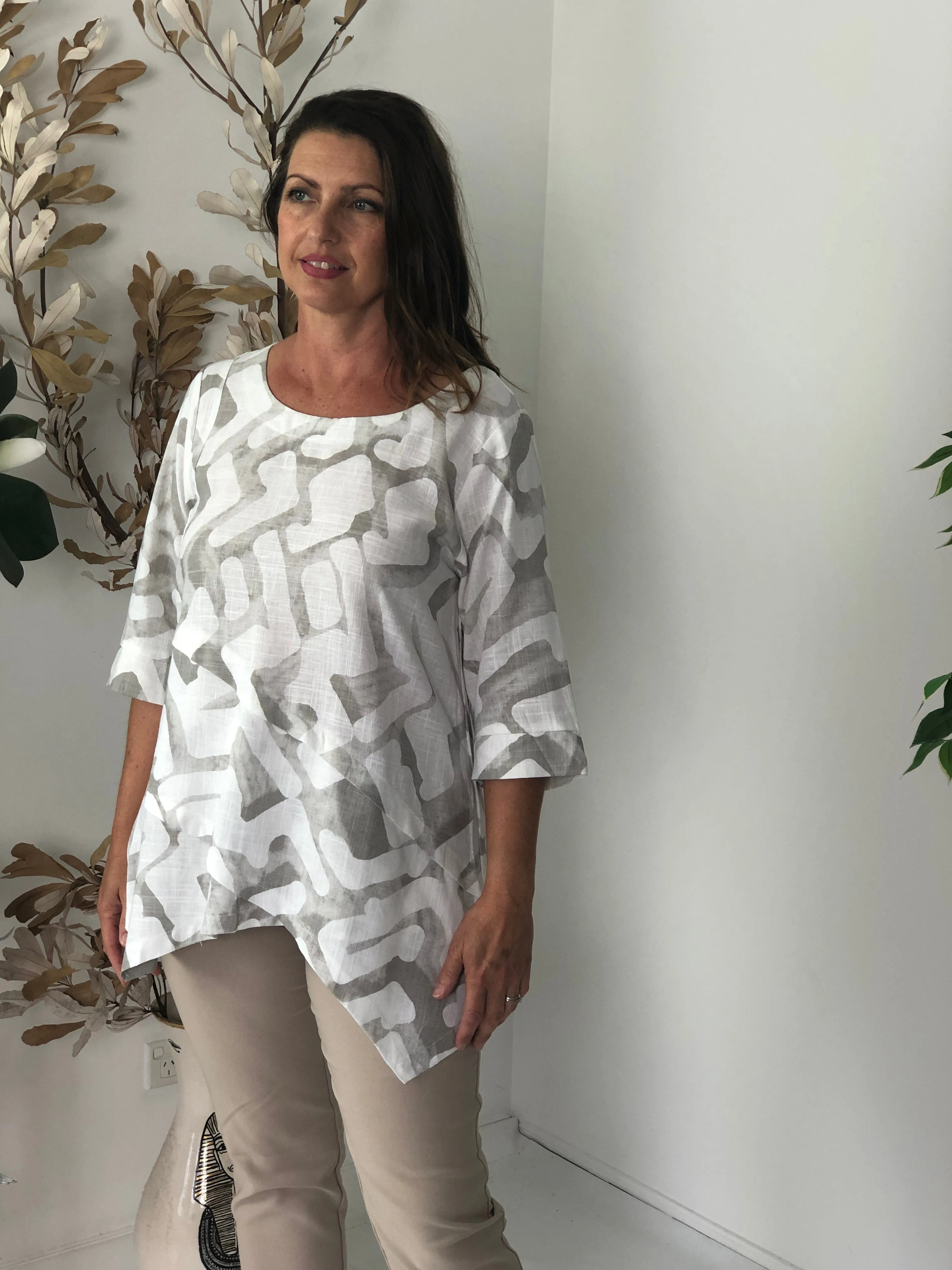 Karla Taupe Ink Linen Top