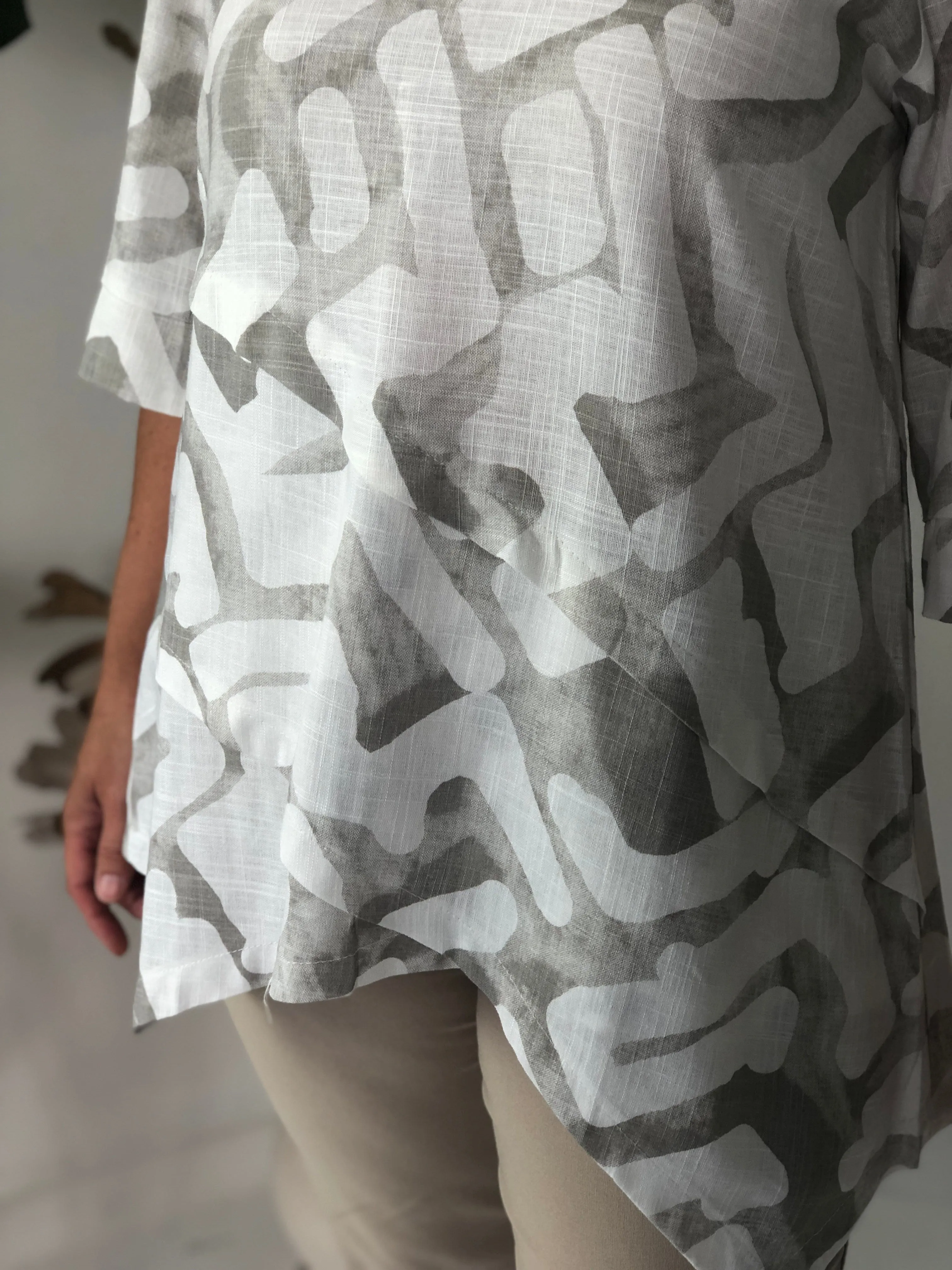 Karla Taupe Ink Linen Top