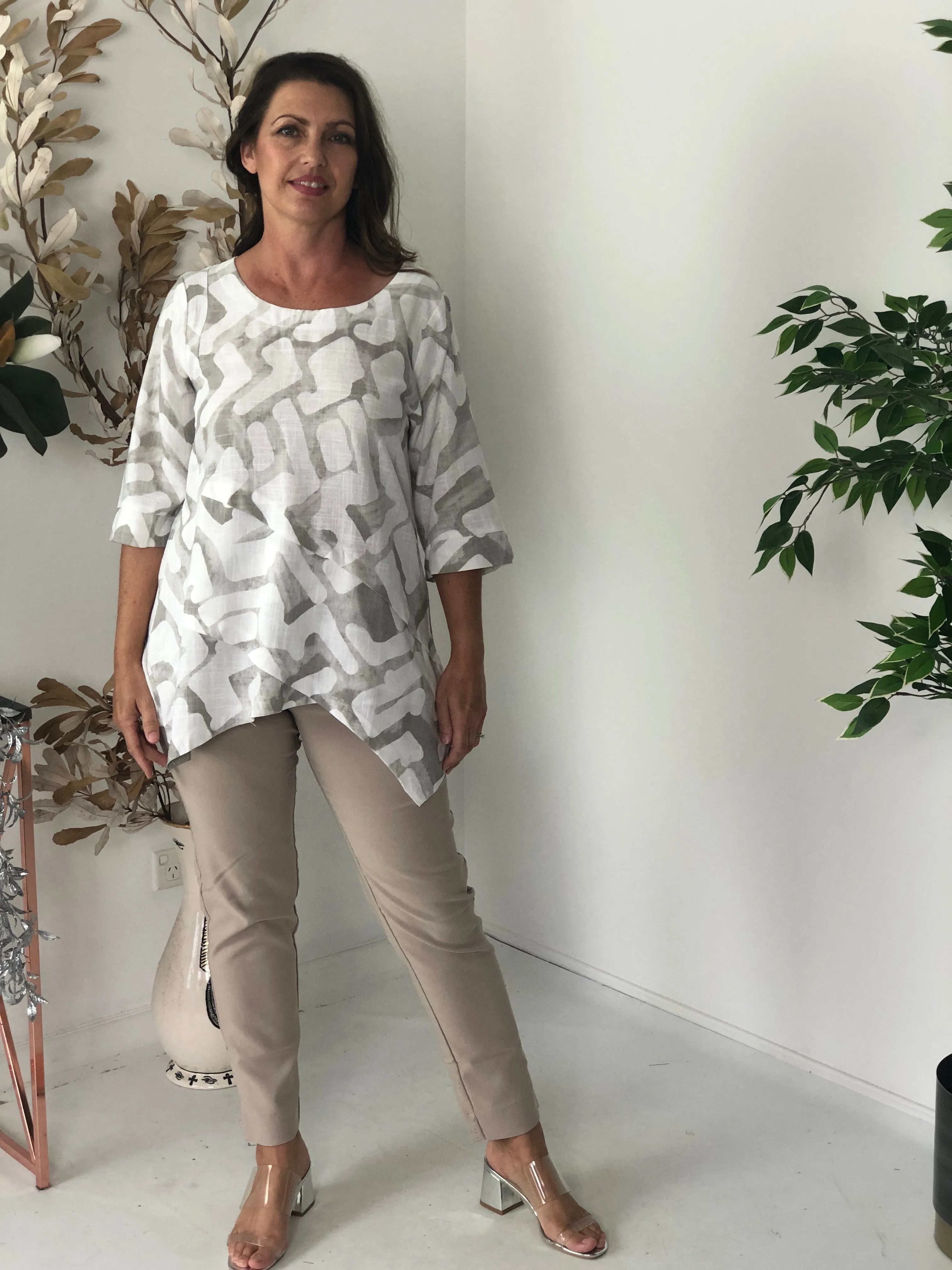 Karla Taupe Ink Linen Top