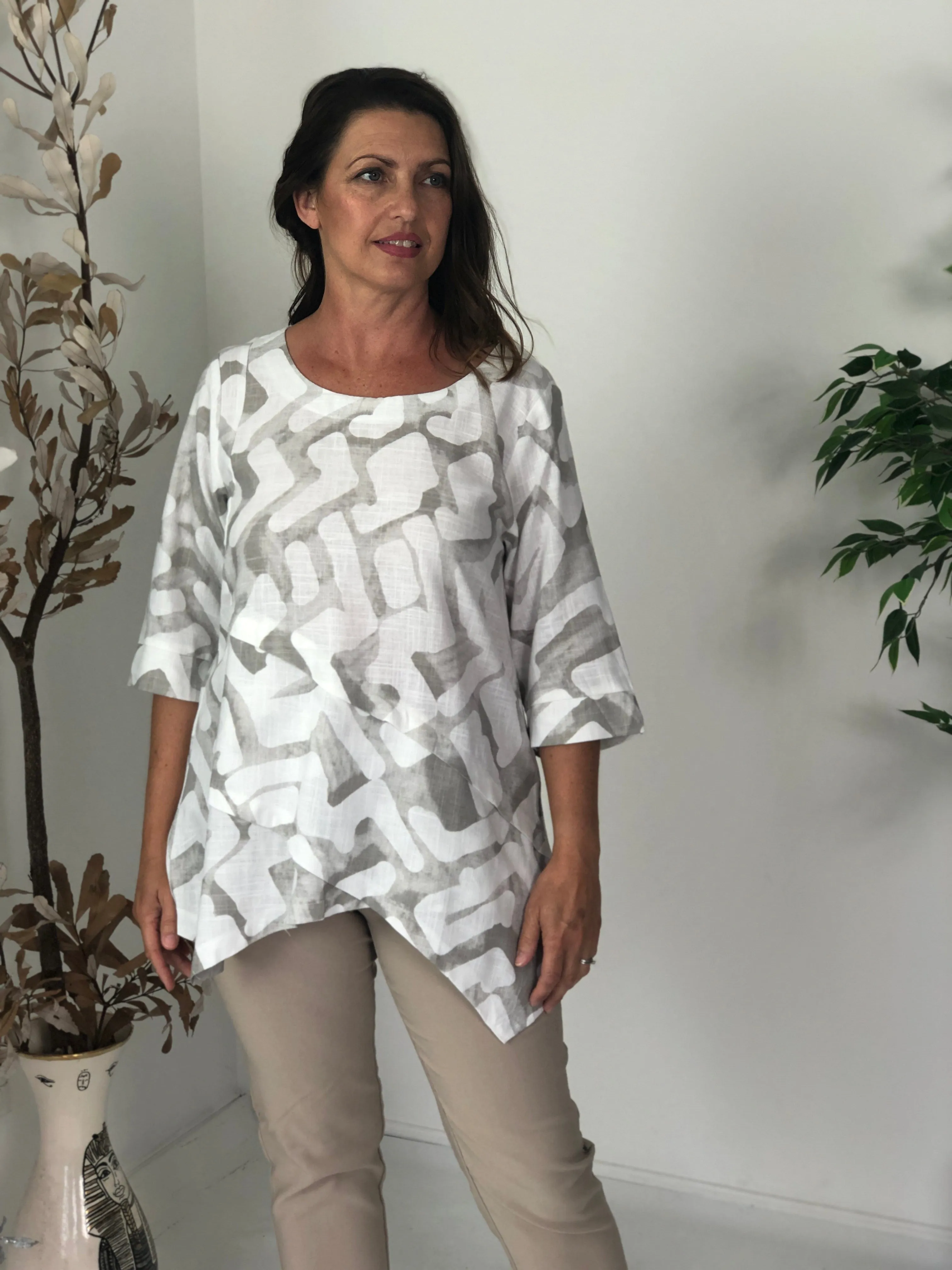 Karla Taupe Ink Linen Top