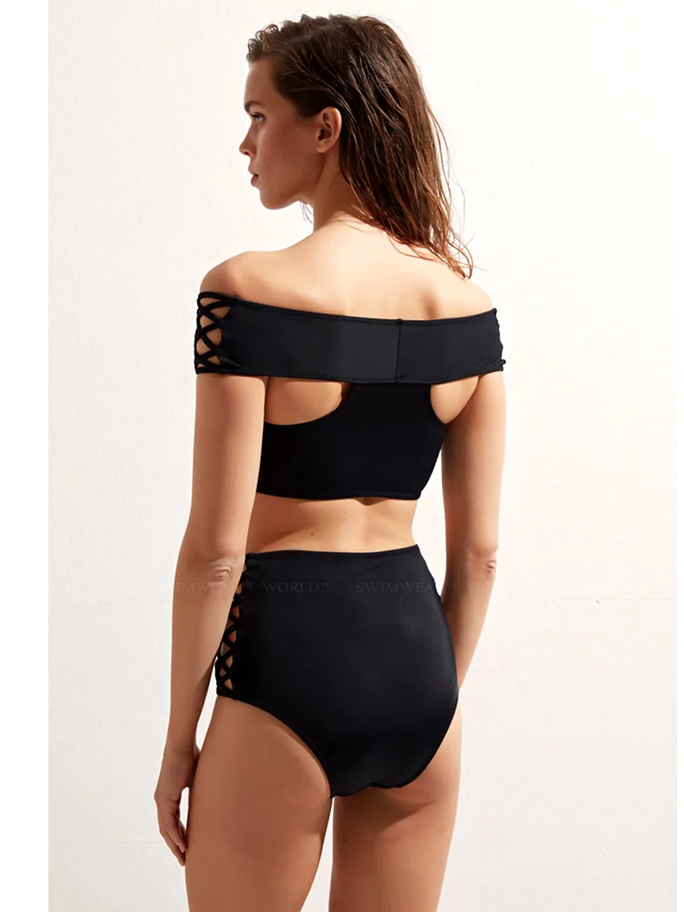 Lucette Lace Up