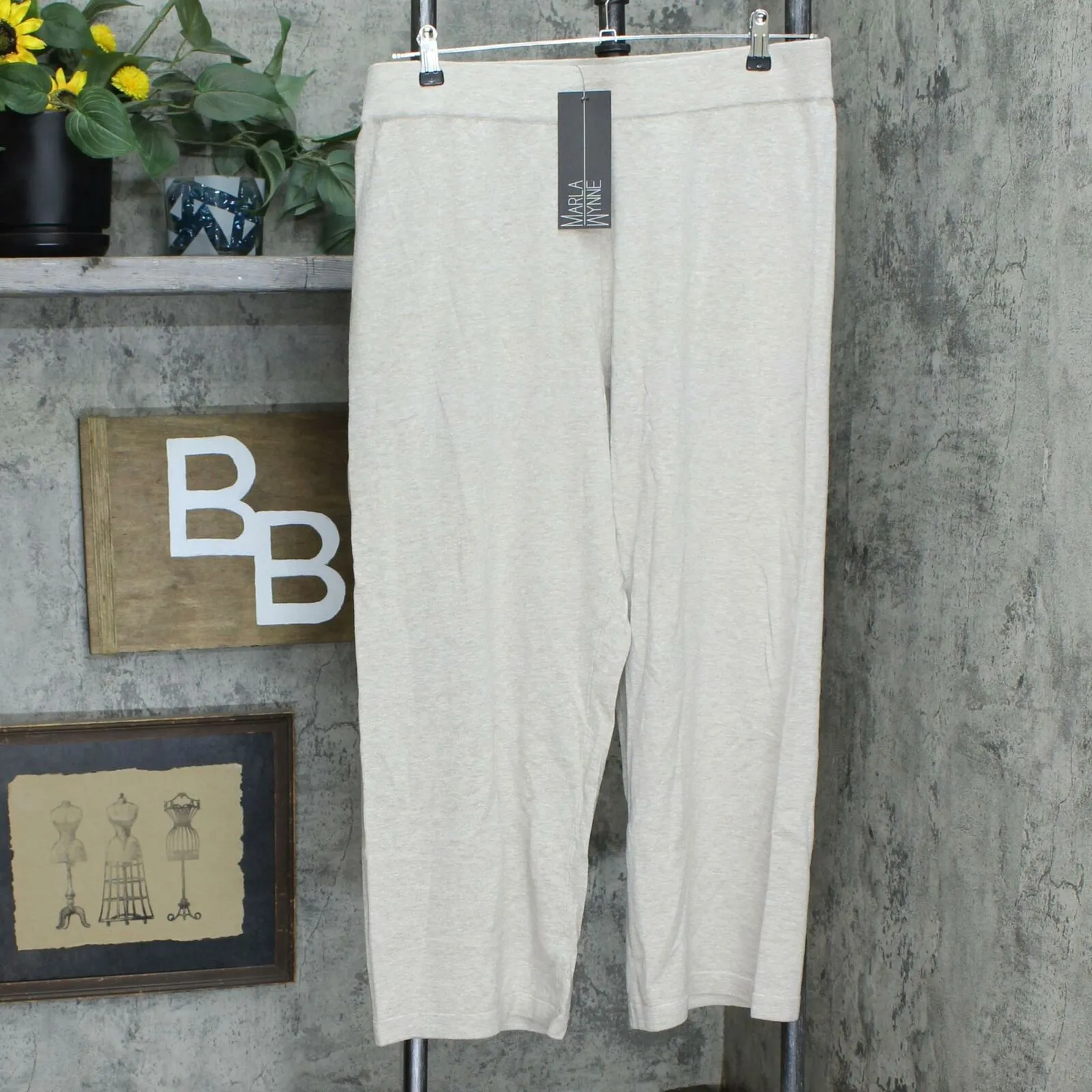 NWT MarlaWynne Plus Size Linen Blend Cropped Pull On Knit Pants. 655750-Plus 1X