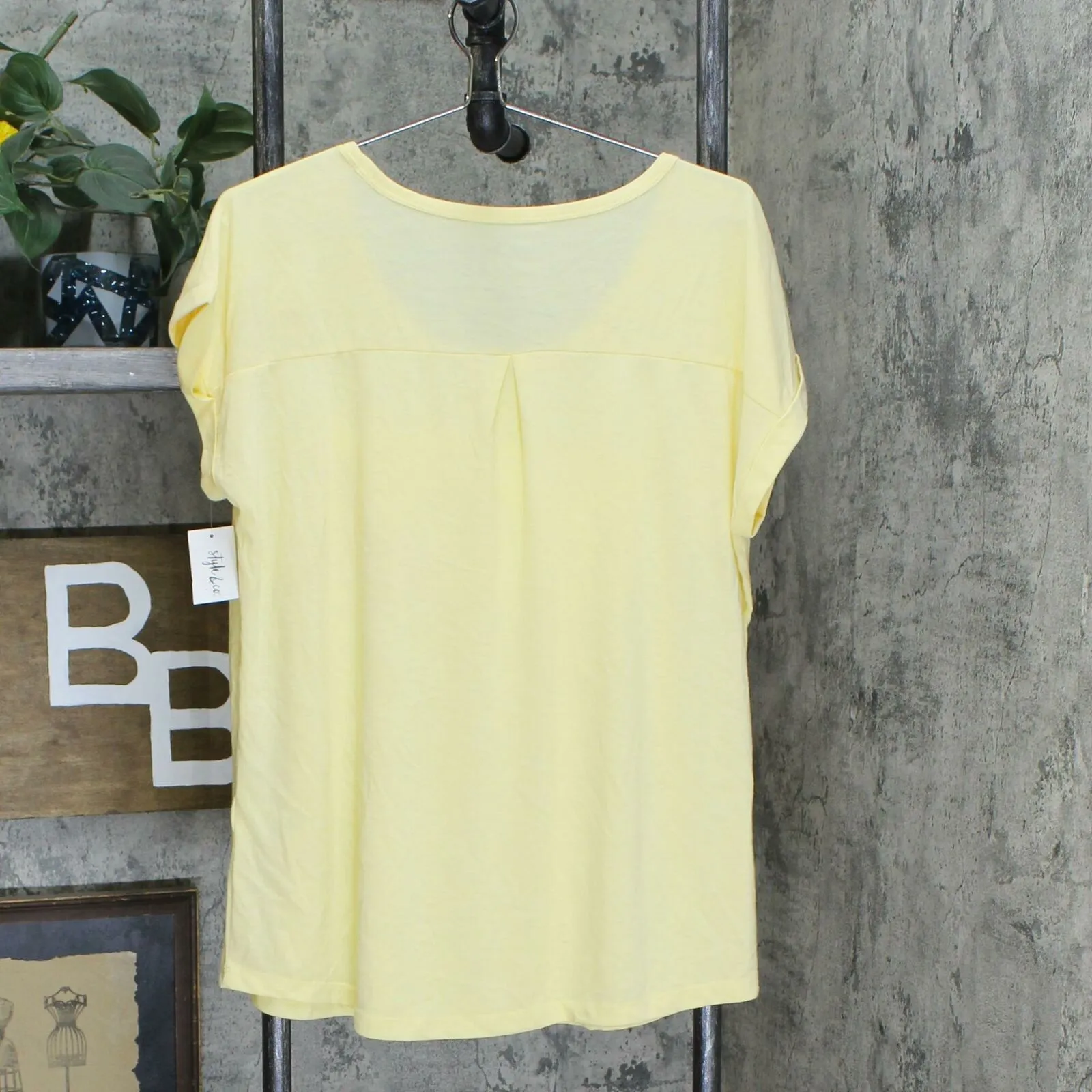 NWT Style & Co. Women's Paradise Sunset Graphic T-Shirt. 100098808MS X-Large