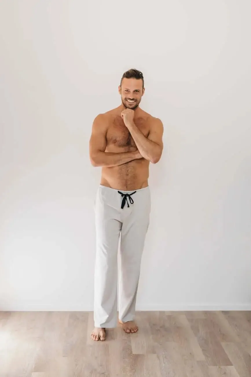 Organic cotton pants in feather grey