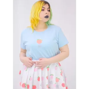 Peach Graphic T-Shirt for a Y2K Inspired Look