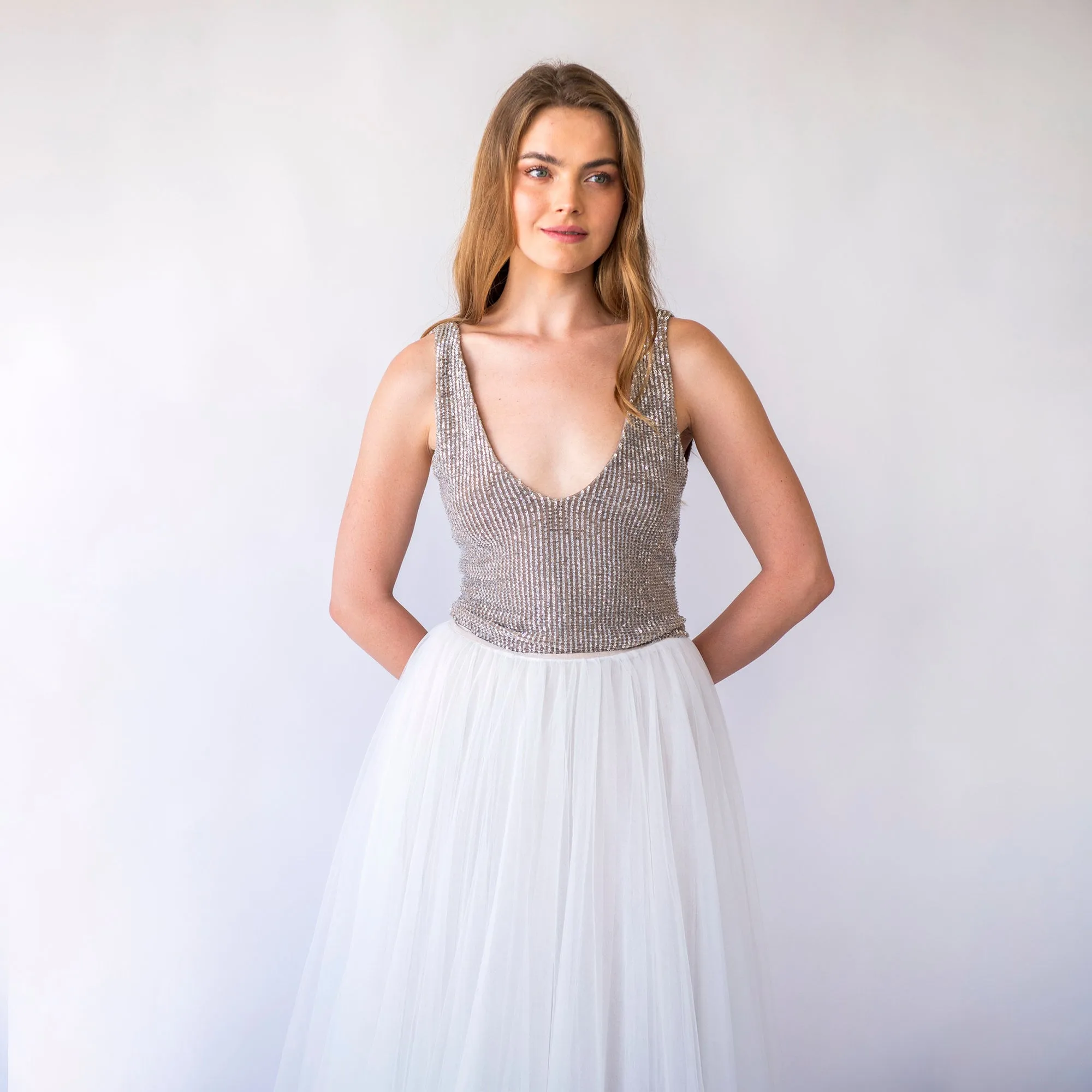 Sequins sleeveless top #2068