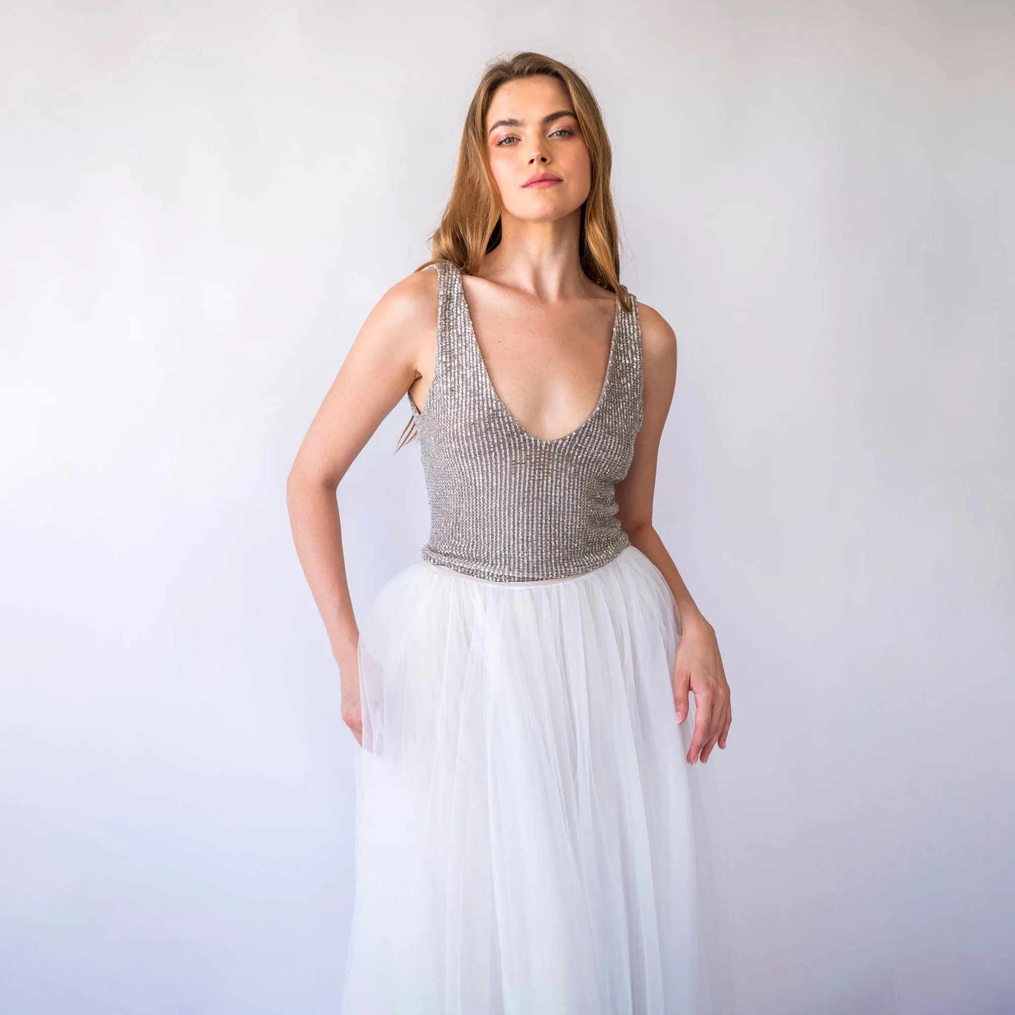Sequins sleeveless top #2068