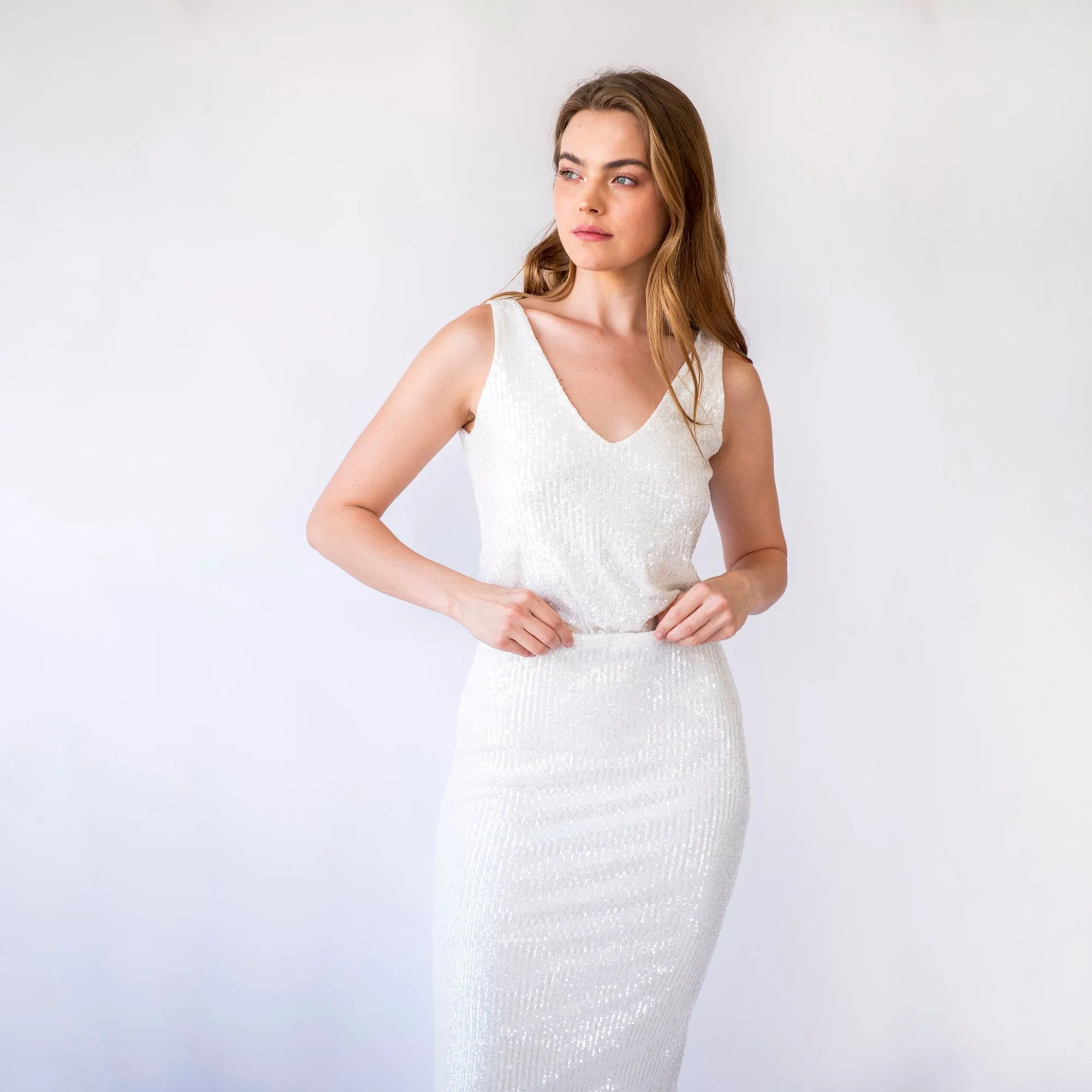 Sequins sleeveless top #2068