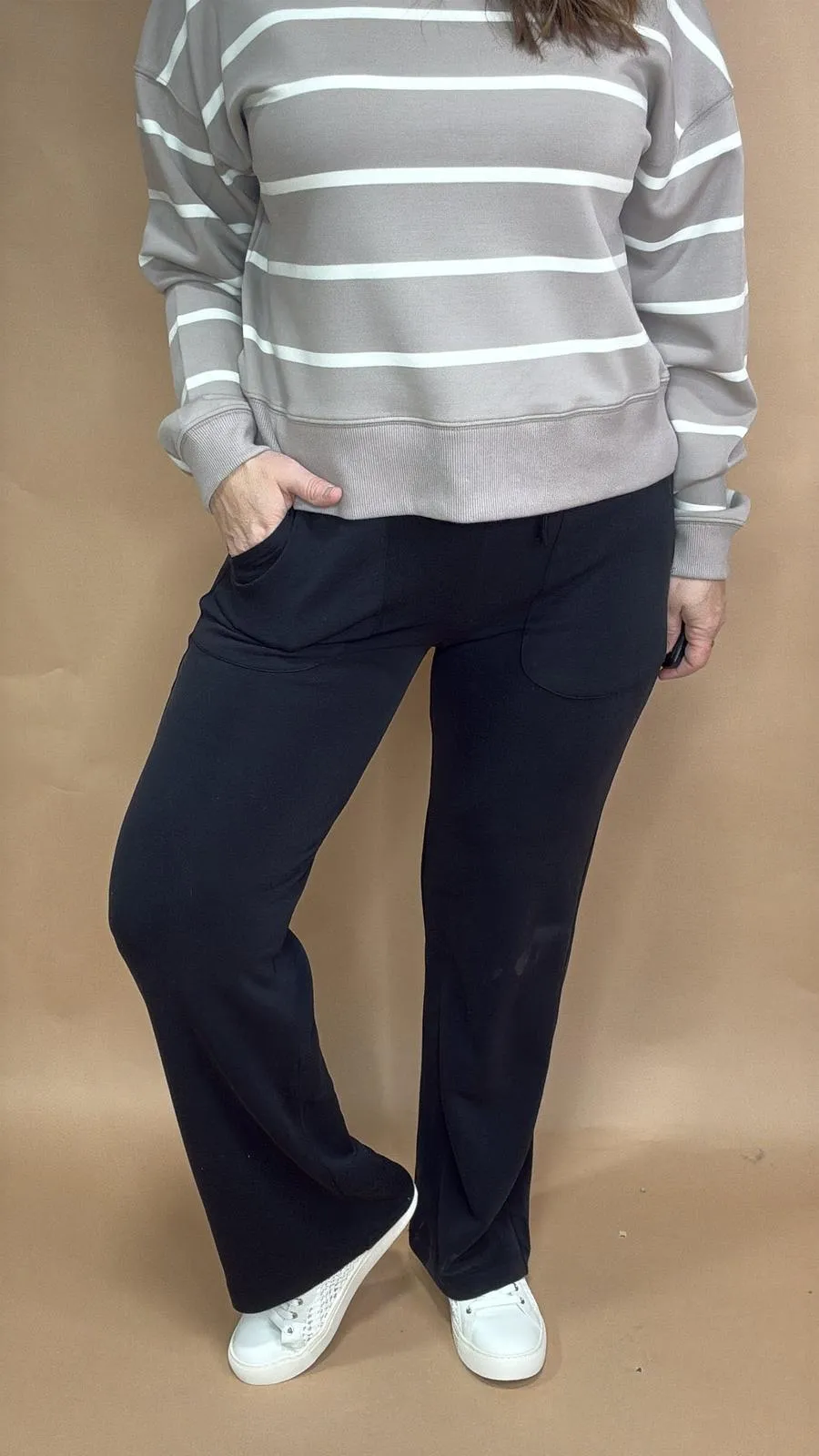 Take a Dive Wide Leg Pant in Black