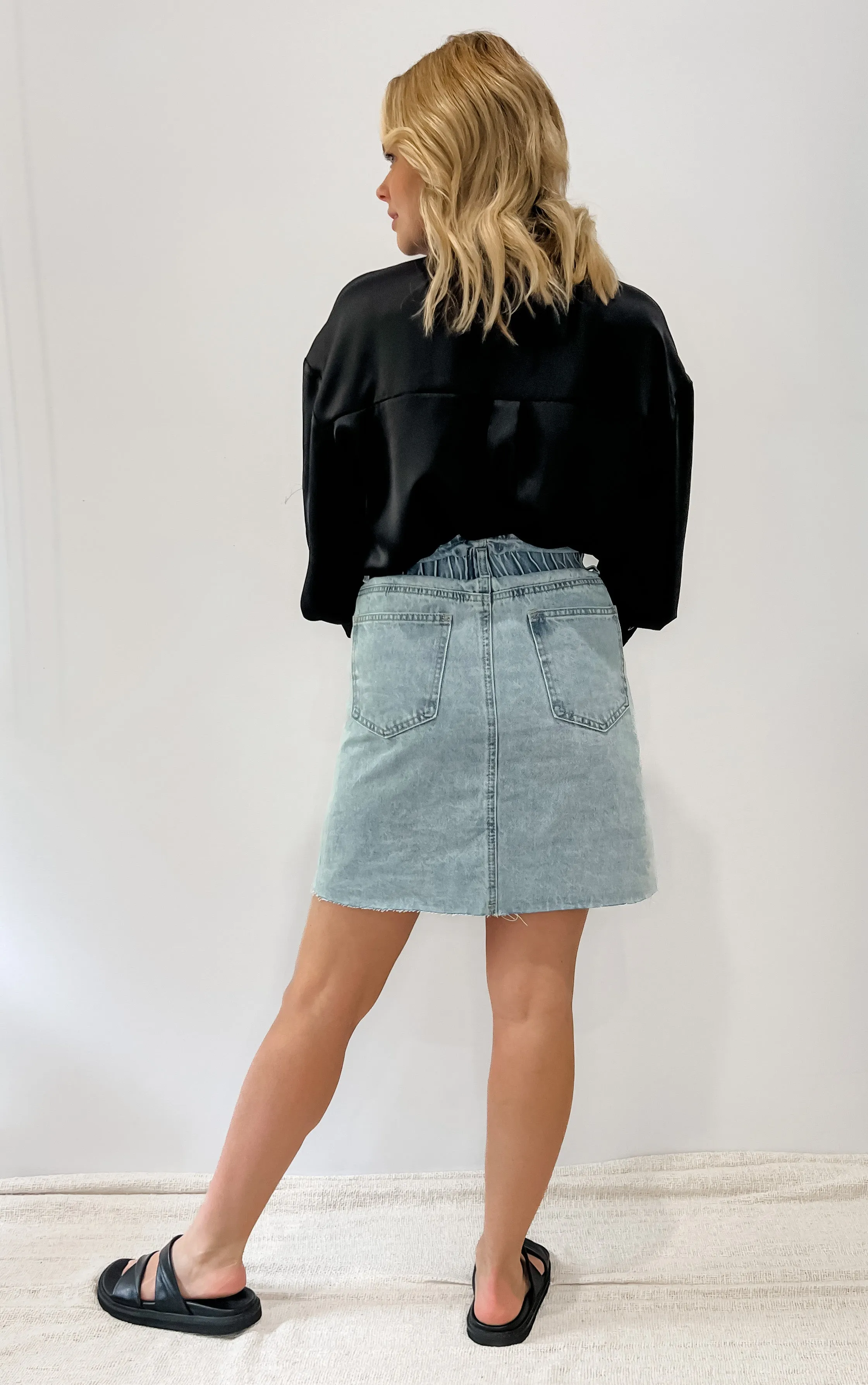 TIANA SHIRT - BLACK