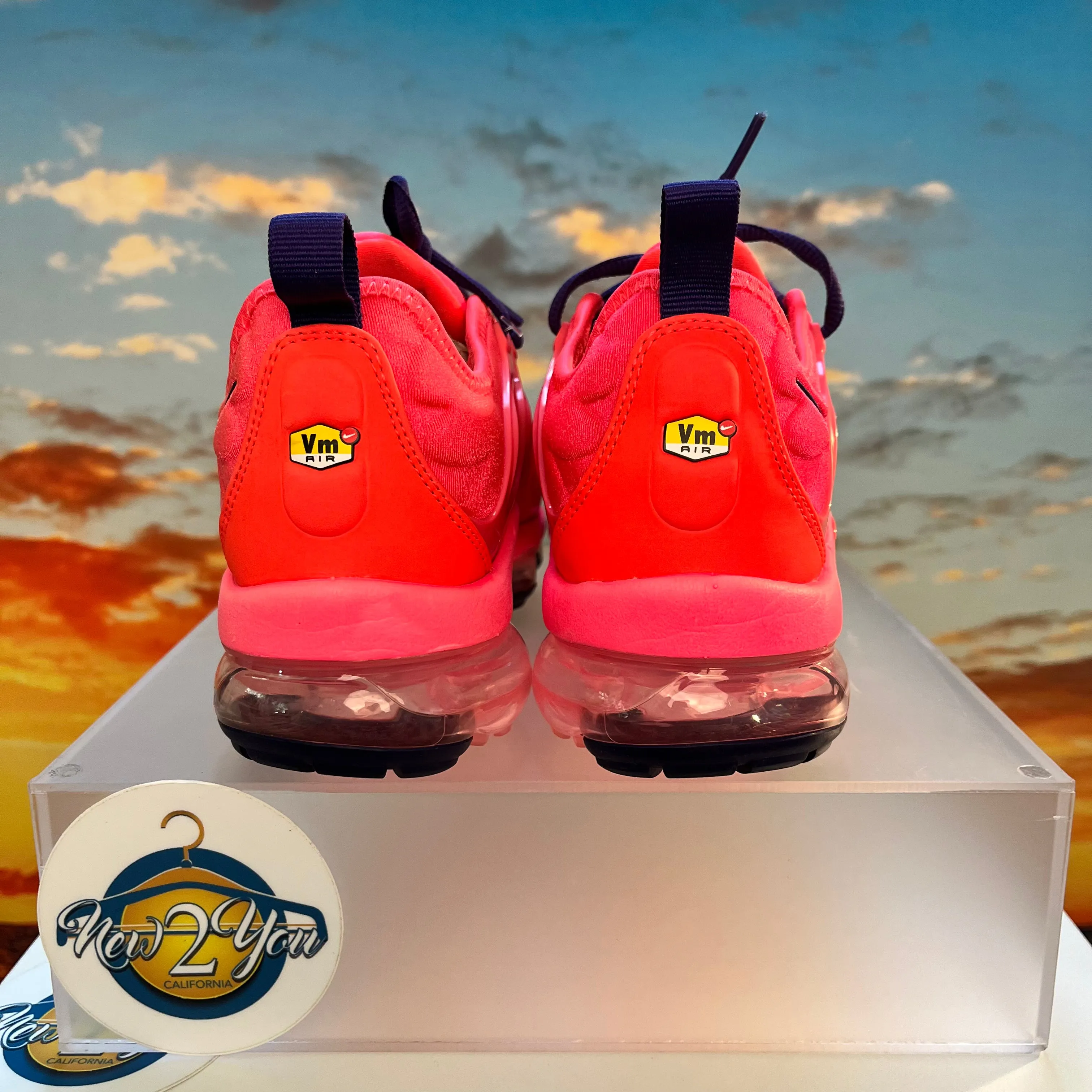 Wmns Air VaporMax Plus 'Neon Red'