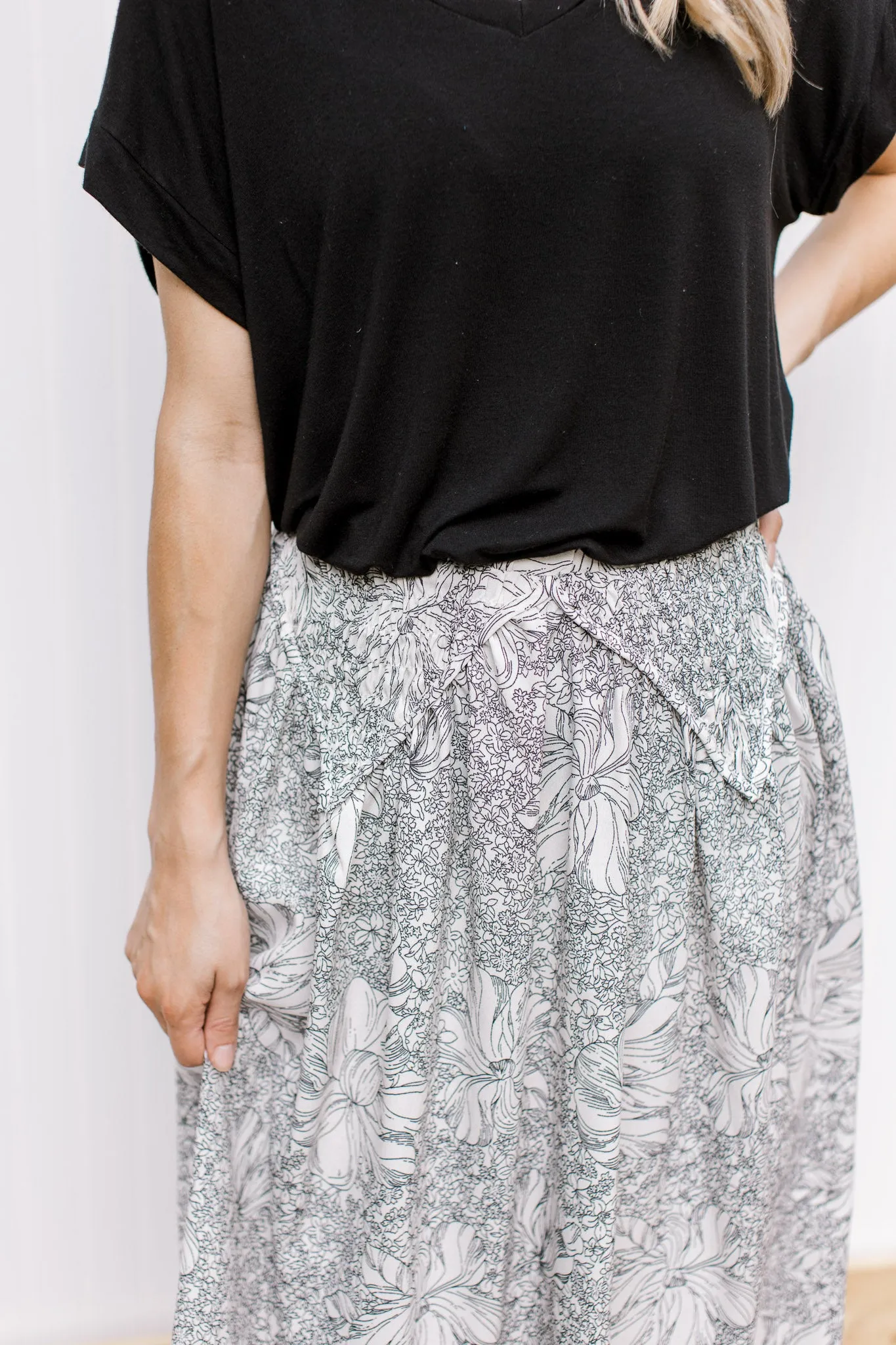 XZ Ivory Black Graphic Skirt
